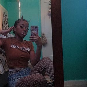 Meet your Posher, Deanna